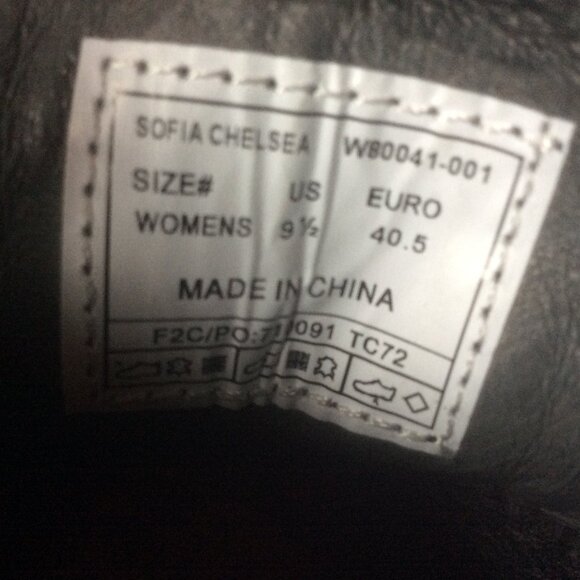 Forsake Sofia Chelsea Classic Black Leather Waterproof Boots New in Box 9.5 - Picture 7 of 10